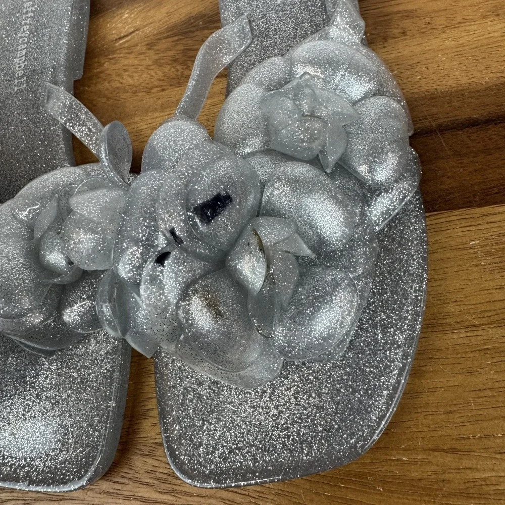Womens Jeffrey Campbell Floralee Silver Jelly Thong Flip Flops Sandals‎ Size 7 M